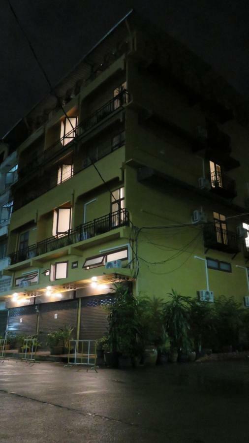 Baan 192 Apartment Банкок Екстериор снимка